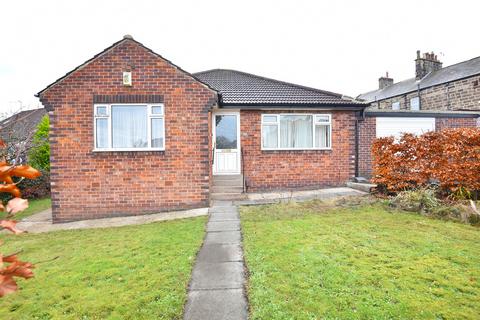 3 bedroom detached bungalow to rent, Hill Top Close, Harrogate