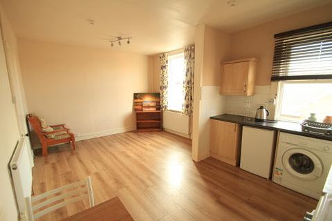 2 bedroom apartment to rent - Mostyn Street, Leicester