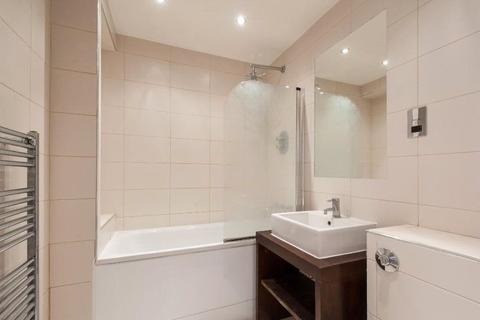 3 bedroom flat to rent, Park Road, Regents Park, London, NW1