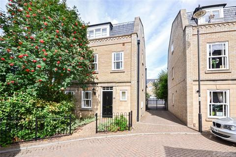 4 bedroom semi-detached house to rent, Fairsford Place, Cambridge, CB1