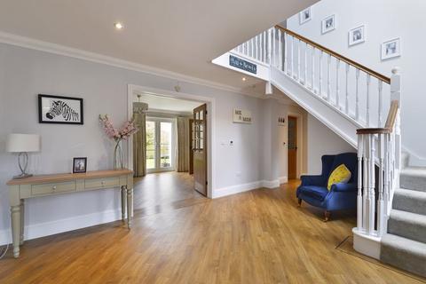 4 bedroom detached house for sale - The Drive, Ifold