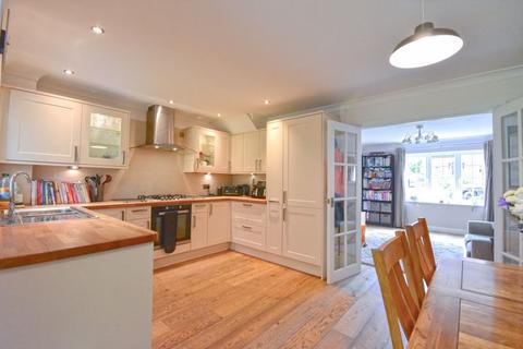 3 bedroom semi-detached house for sale, St Peters Gardens, Farnham