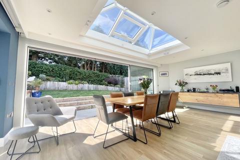 16 Rosehill, Claygate, Esher, KT10 0HL