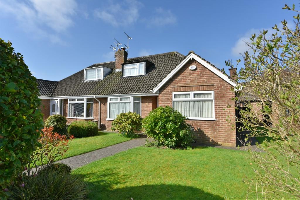 The Serpentine, Aughton 3 bed semidetached bungalow £240,000