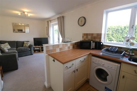 2 bedroom end of terrace house to rent, The Acorns, Gilberdyke, East Yorkshire