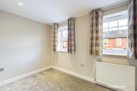 3 bedroom terraced house to rent, Factory Place, Wilson Road, Reading, Berkshire, RG30