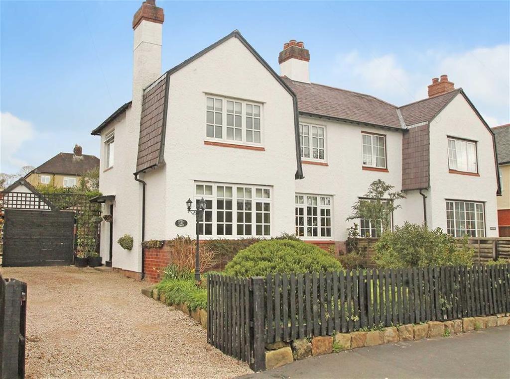 Middleton Road, Oswestry 3 bed semidetached house £215,000