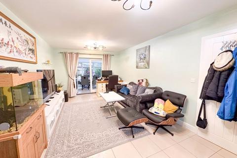 3 Cazenove Close, Shepton Mallet, BA4 4FT