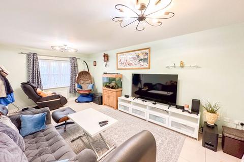 3 Cazenove Close, Shepton Mallet, BA4 4FT