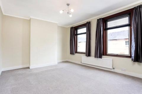 3 bedroom terraced house to rent, Vansittart Road, Windsor, Berkshire