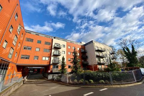 1 bedroom apartment to rent - Church Street, Epsom, KT17 4NP