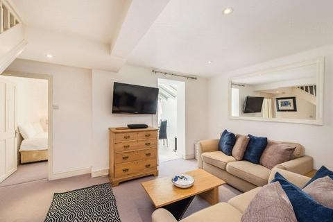 2 bedroom flat to rent, Ifield Road, Chelsea SW10