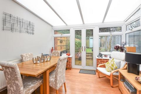 undefined, Adderbury,  Oxfordshire,  OX17
