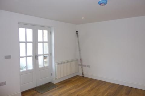 1 bedroom end of terrace house to rent, r/o 11 Clarence street, penzance TR18