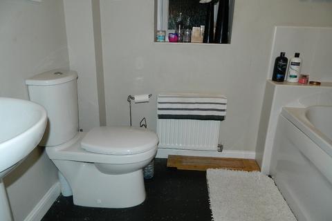 undefined, Queens Road, Everton L6