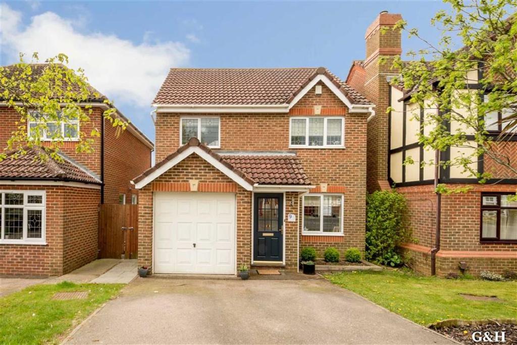 Lucilla Avenue, Ashford, Kent 3 bed detached house £350,000