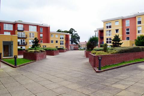 2 bedroom apartment to rent, Monarch Way, Newbury Park, IG2