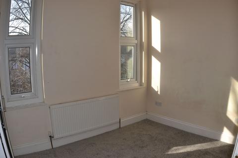 1 bedroom flat to rent, Northbrook Road, Ilford, IG1