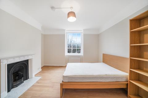 3 bedroom flat to rent, Bronwen Court, Grove End Road, London