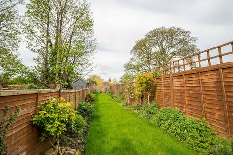 2 bedroom terraced house to rent, Orchard Street, Maidstone, Kent, ME15