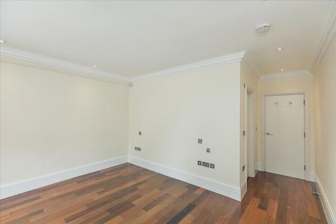 2 bedroom flat to rent, Campden Hill Gardens, Notting Hill, London, Royal Borough of Kensington and Chelsea, W8
