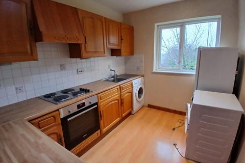 undefined, Tupwood Lane, Caterham