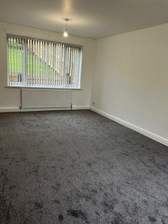 3 bedroom terraced house to rent, Tinshill Mount, Leeds, West Yorkshire, LS16