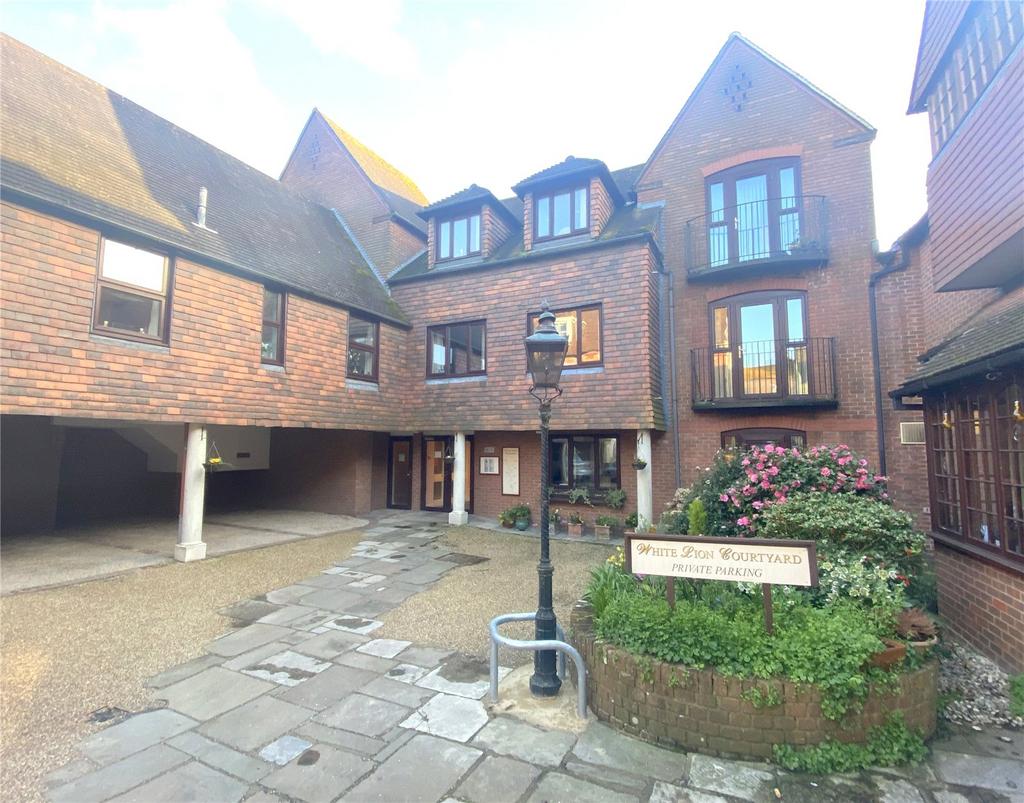 White Lion Courtyard, Bickerley Road, Ringwood, BH24 2 bed apartment for sale £160,000