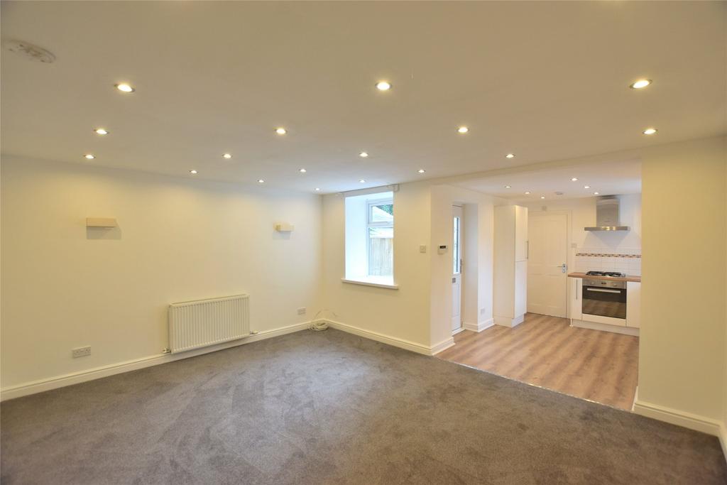 Living Room/Kitchen