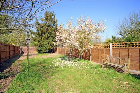 3 bedroom semi-detached house to rent, Cell Barnes Lane, St. Albans, Hertfordshire