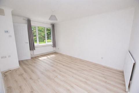 2 bedroom terraced house to rent, Garrington Close, Vinters Park, Maidstone, ME14 5RP