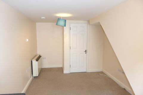 1 bedroom flat to rent, Park View, Bucknalls Close