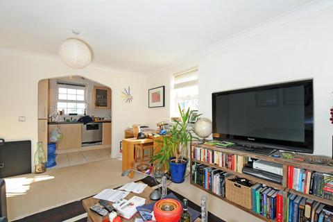 2 bedroom apartment to rent, Newbury,  Berkshire,  RG14