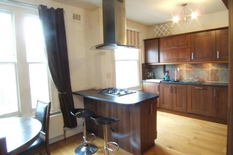 2 bedroom flat to rent, Holland Rd, London W14