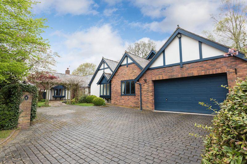 Large bungalow with lovely views in Great Warford near Alderley Edge 5