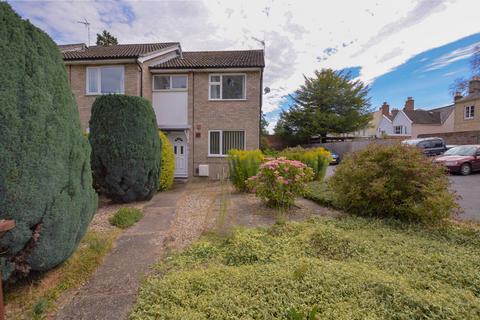2 bedroom end of terrace house to rent, Pickwick Crescent, Bury St Edmunds