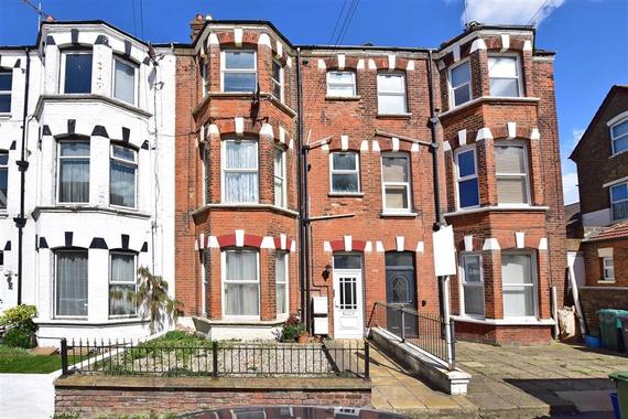 Westbrook Road Margate Kent 1 Bed Flat 130 000