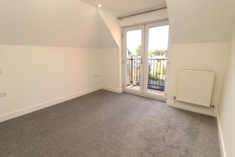 2 bedroom flat to rent, Mill Cleave, West Byfleet, KT14 6DY