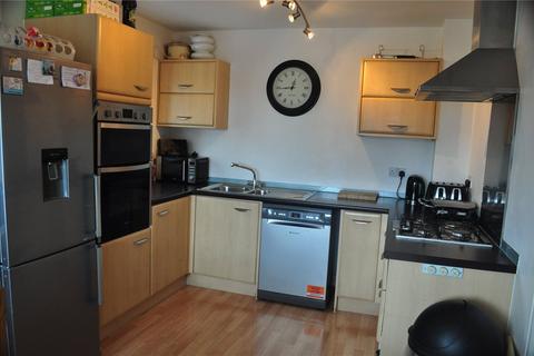 3 bedroom semi-detached house to rent, Kingdon Avenue, South Molton, Devon, EX36