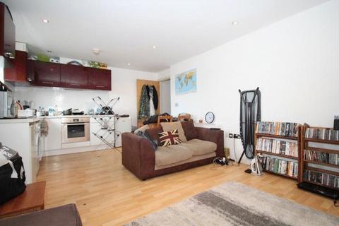 2 bedroom apartment for sale, Spacious 2 Bedroom first floor Investment property close to University Buildings.