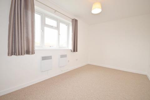 1 bedroom flat to rent, 16 Admiralty Court, Cakeham Road, East Wittering, PO20