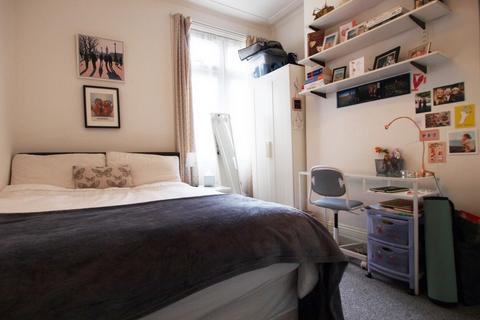 5 bedroom house to rent, Springfield Road, Seven Sisters, N15