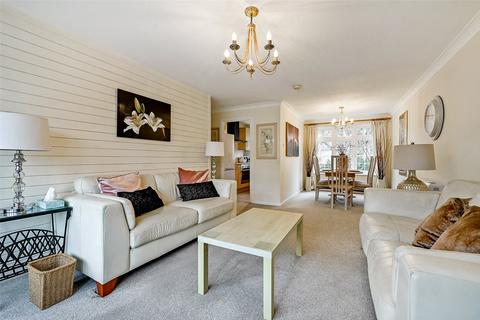 2 bedroom duplex to rent, Lammas Court, Windsor, Berkshire, SL4