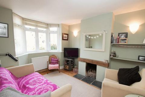 3 bedroom semi-detached house for sale, Winden Avenue, Chichester