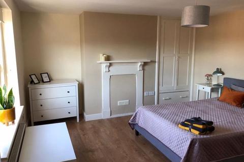 5 bedroom house share to rent - Park Street, Worcester WR5