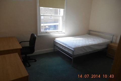 2 bedroom flat share to rent, St Johns, Worcester WR2