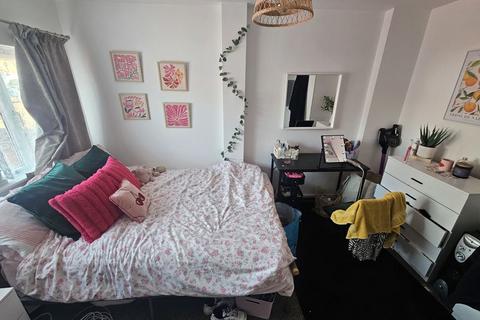 undefined, Melrose Close, Worcester WR2