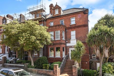 1 bedroom apartment to rent, Frognal,  Hampstead,  NW3,  NW3