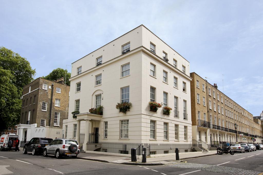 Virginia Court Burton Street Bloomsbury WC1H 2 bed apartment