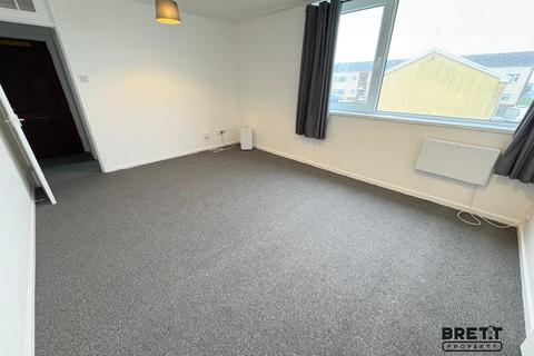 undefined, 16 Sussex Row, Llanion Park, Pembroke Dock, Pembrokeshire. SA72 6DF